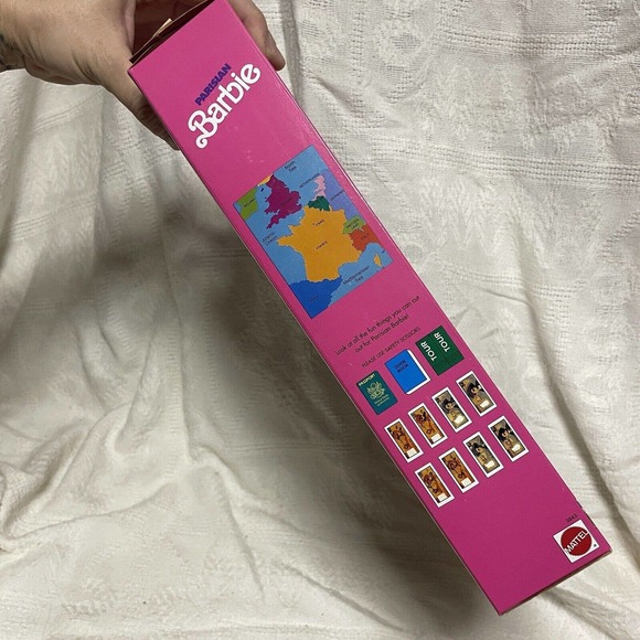 MATTEL Barbie Doll Parisian Dolls of the World Second Edition #9843 1990 - Picture 5 of 5